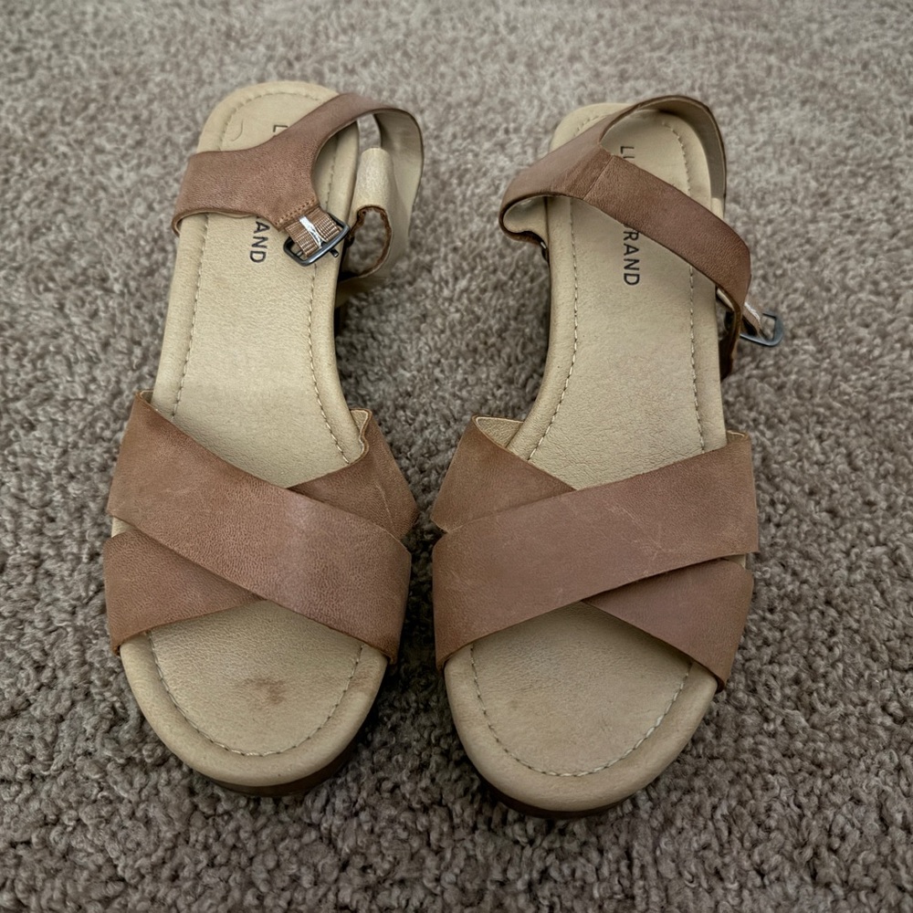 Lucky Brand Tan Women's Sandals